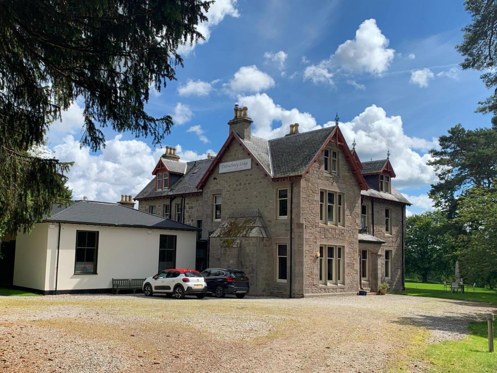 Dalrachney Lodge Карбридже Экстерьер фото